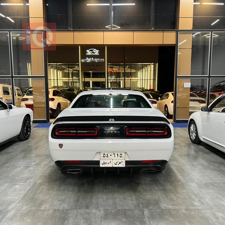 Dodge Challenger